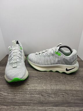 Nike Motiva Light Silver And Green Strike Women's Size 9.5 Running Walking Shoes